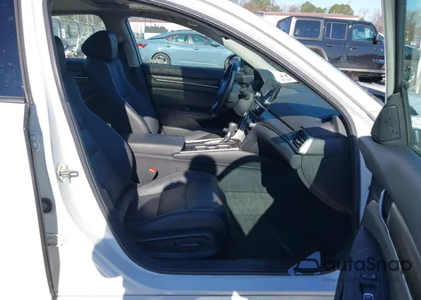 2019 Honda Accord Ex-L from USA, damaged, VIN 1HGCV1F57KA004052